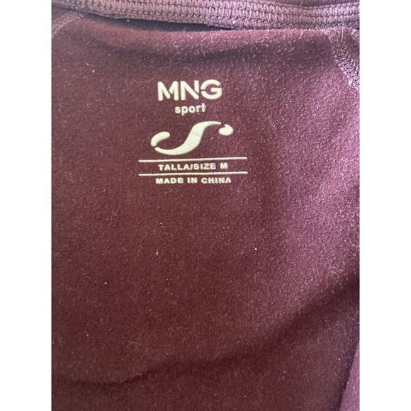 MNG womens activewear 1/4 zip  up pull over red thumb hole size M - Picture 8 of 11